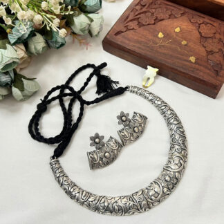Mansh Hasli Necklace Earrings Set